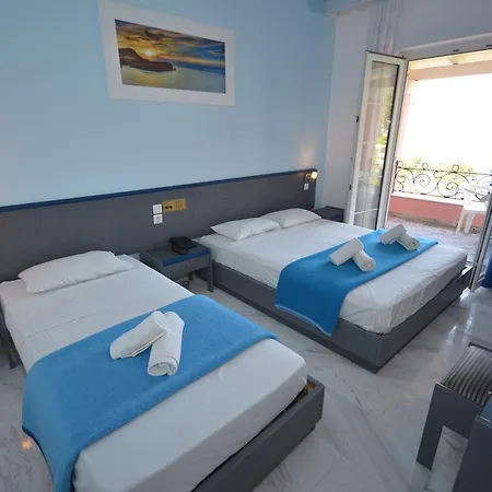 Elena Hotel 3*