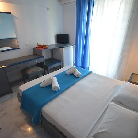 Hotel Elena 3*