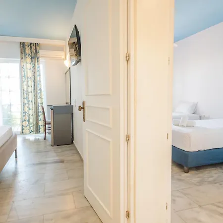 Hotel Elena