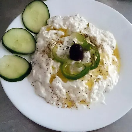 Elena エルモネス